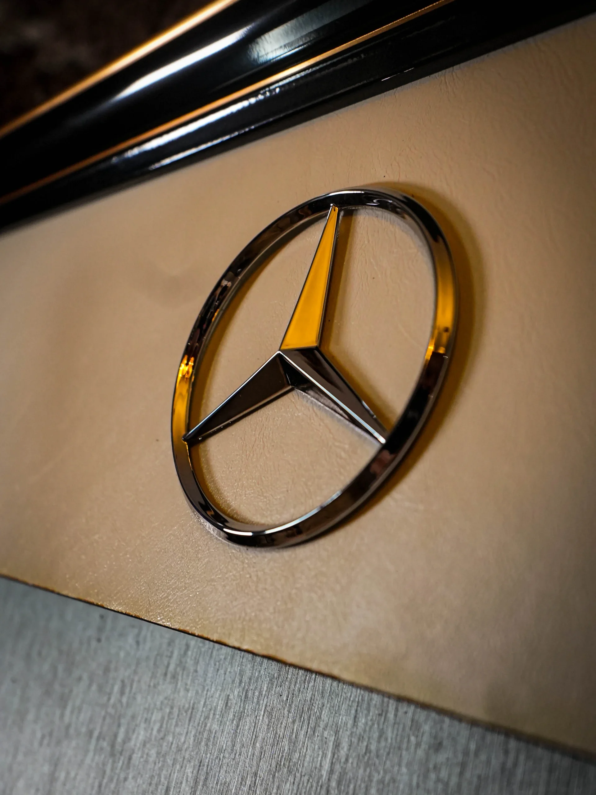 MERCEDES-BENZ "DUNKEL STERN" - Image 16