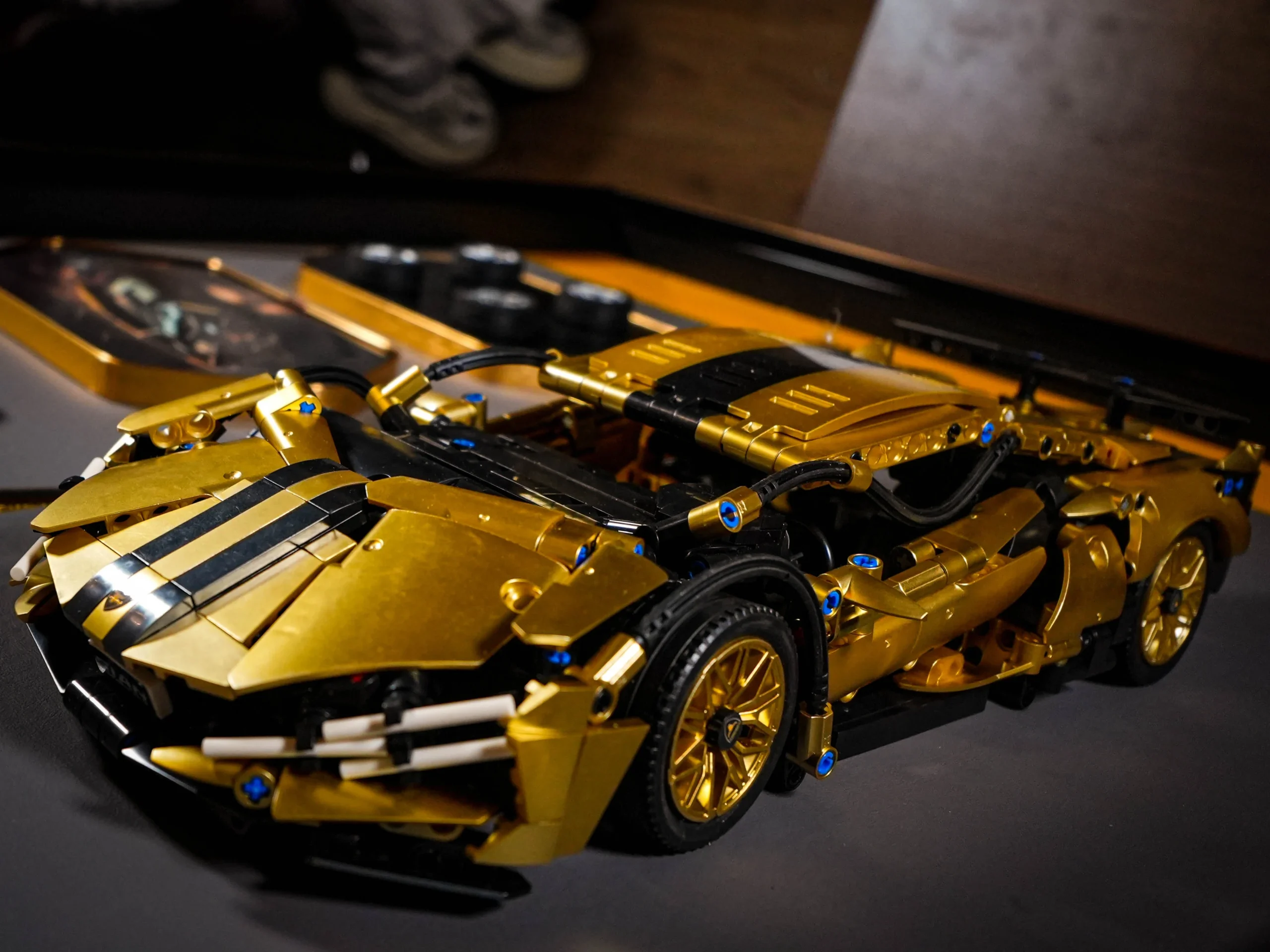LAMBORGHINI "ESAGONO ORO" - Image 12