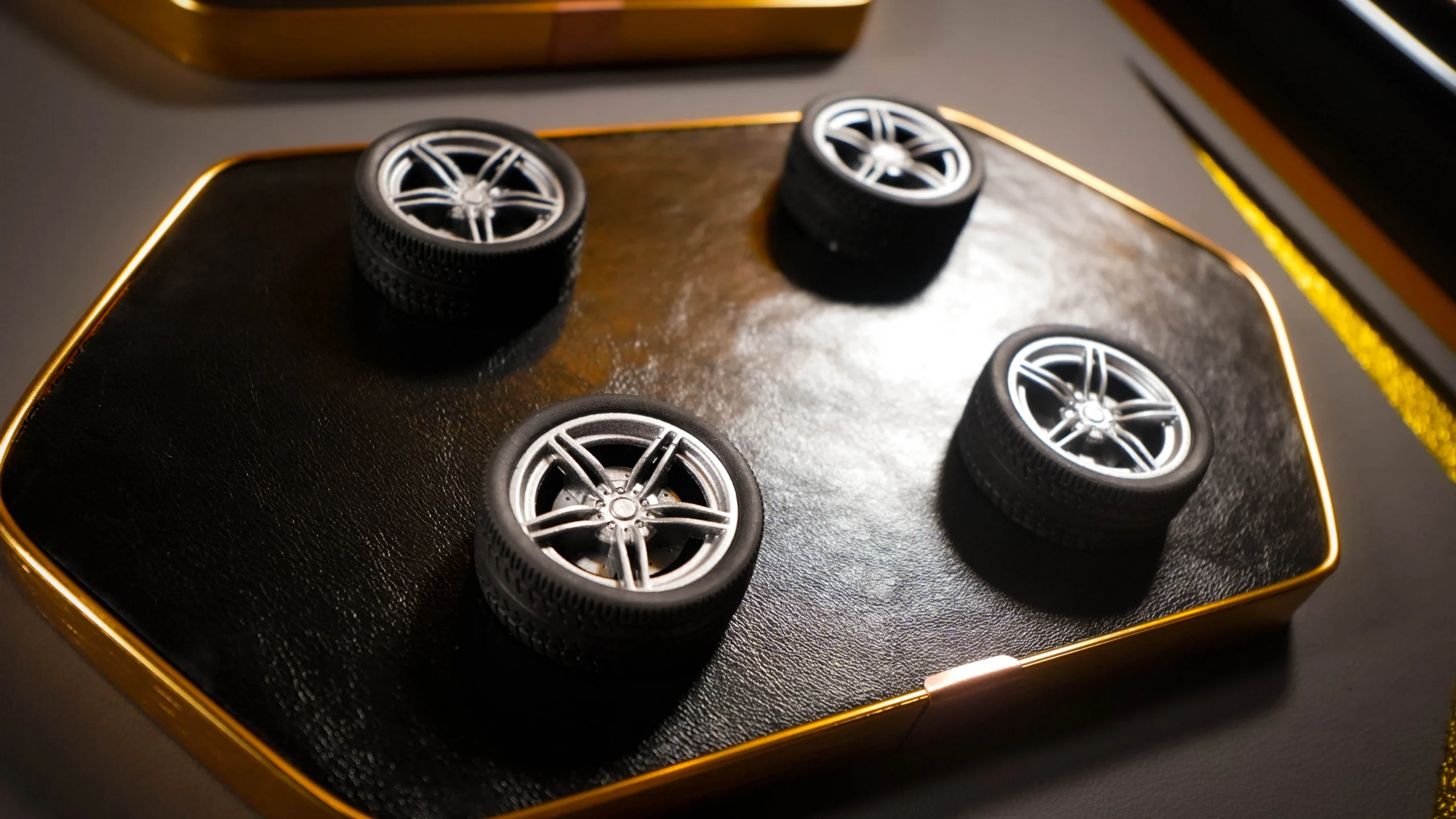 LAMBORGHINI "ESAGONO ORO" - Image 14